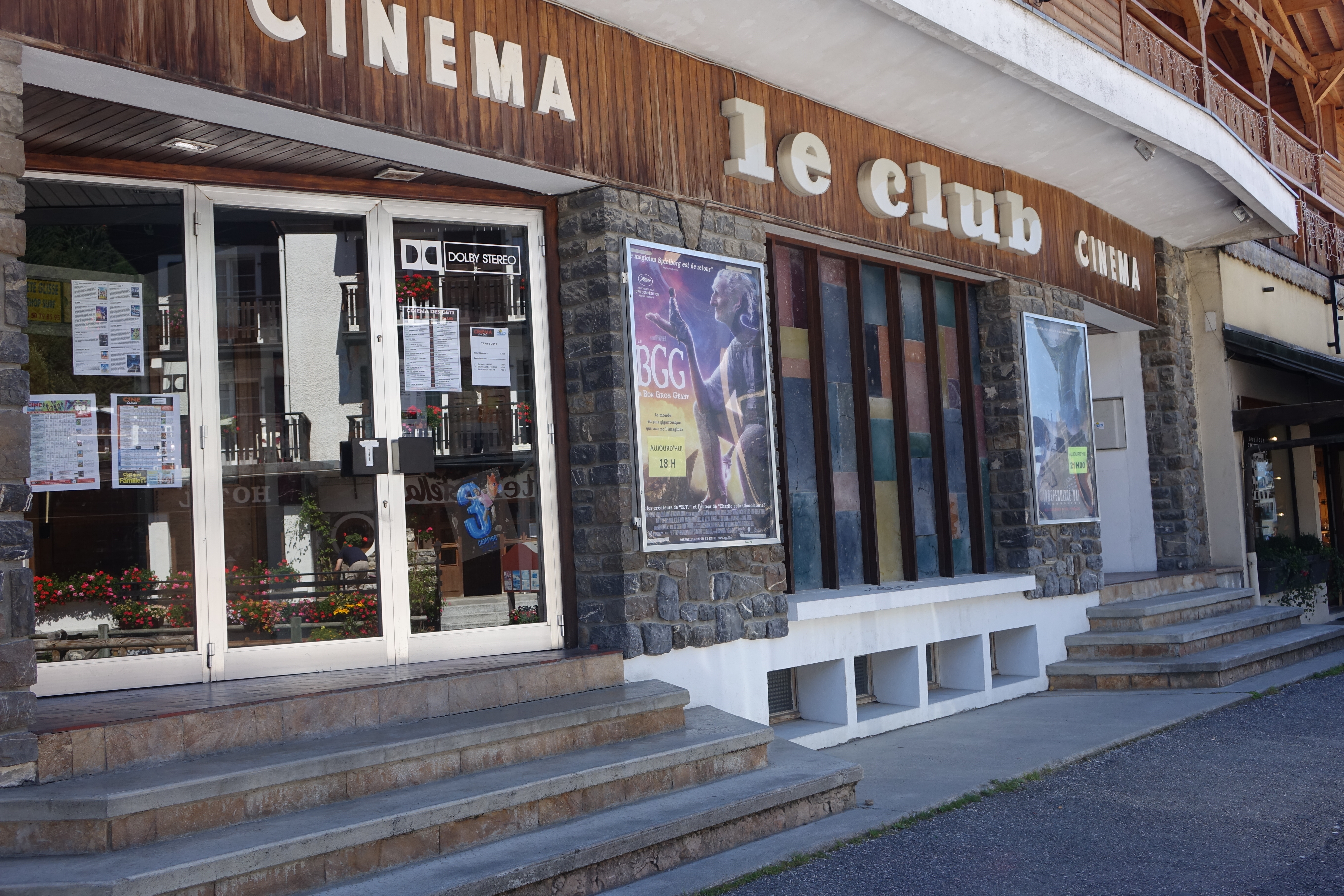 Cinema exterieur