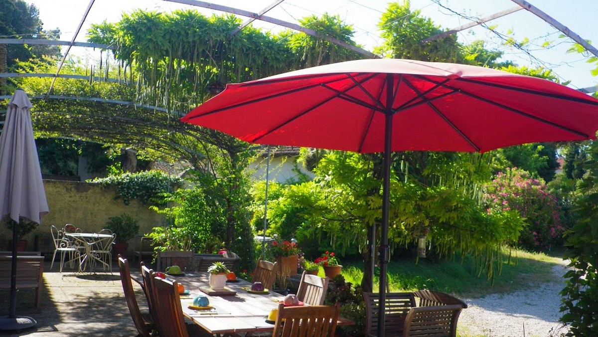 Au Mas de la Menouille