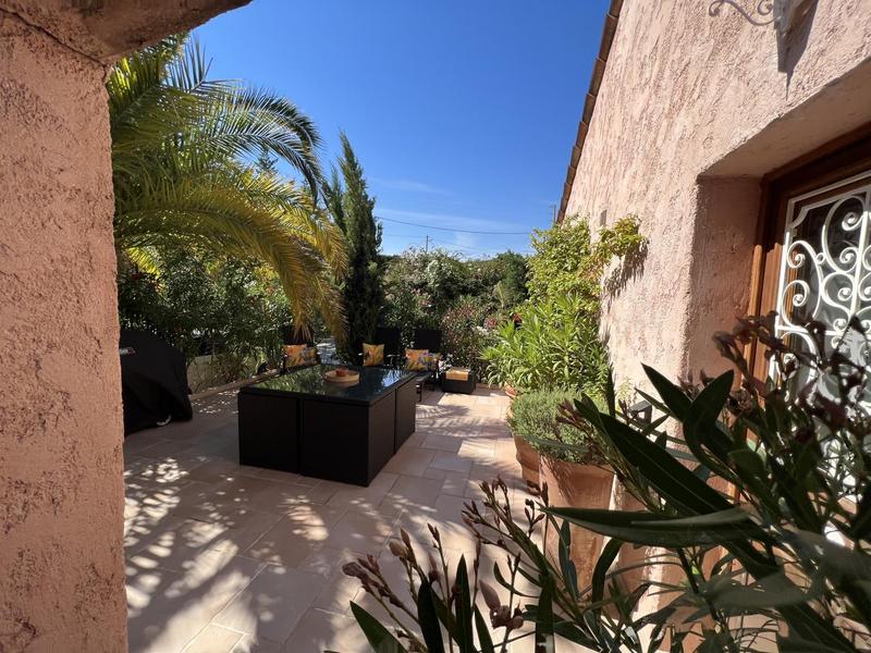 Villa palmeraie Nice® Aspremont 06-Terrasse-Aspremont-Gîtes de France des Alpes-Maritimes