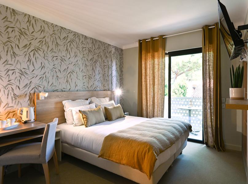 Hôtel La Menado_Cavalaire-sur-Mer