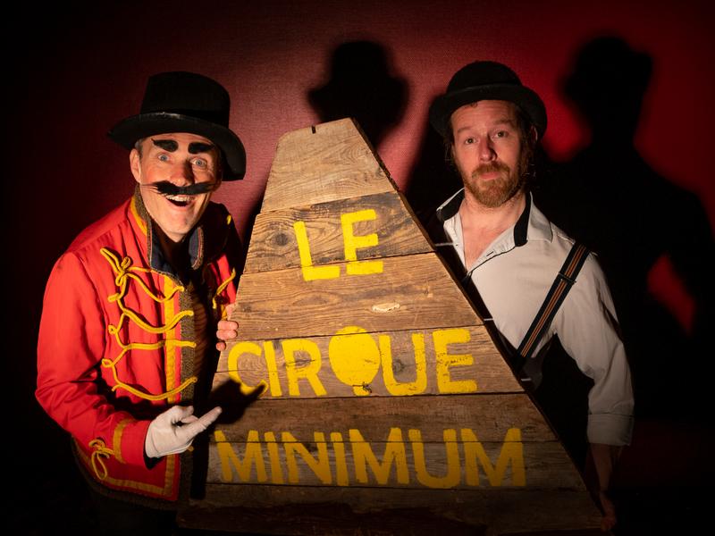 http://Le%20CiRQue%20MiNiMum