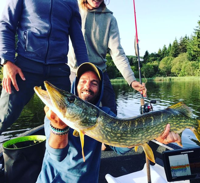 Éclosion pêche - Moniteur guide de pêche