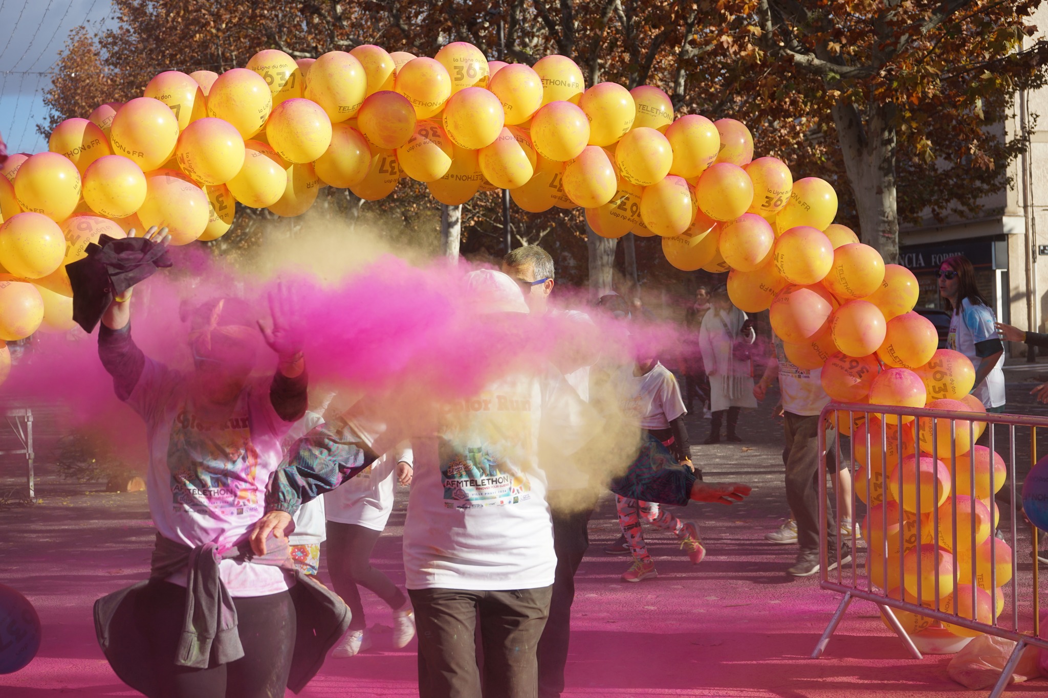 Color Run au profit du Téléthon, Gardanne - photo 2