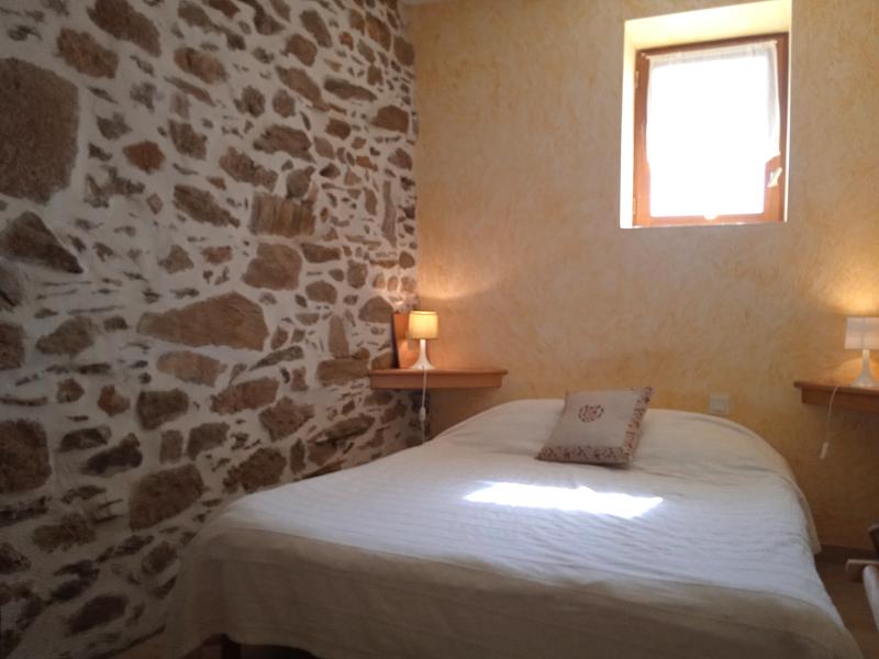 chambre 2 Oustal d'Abal