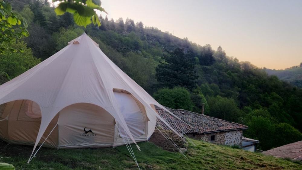 Le Temps Suspendu - Tente Lotus_Saint-Pierreville