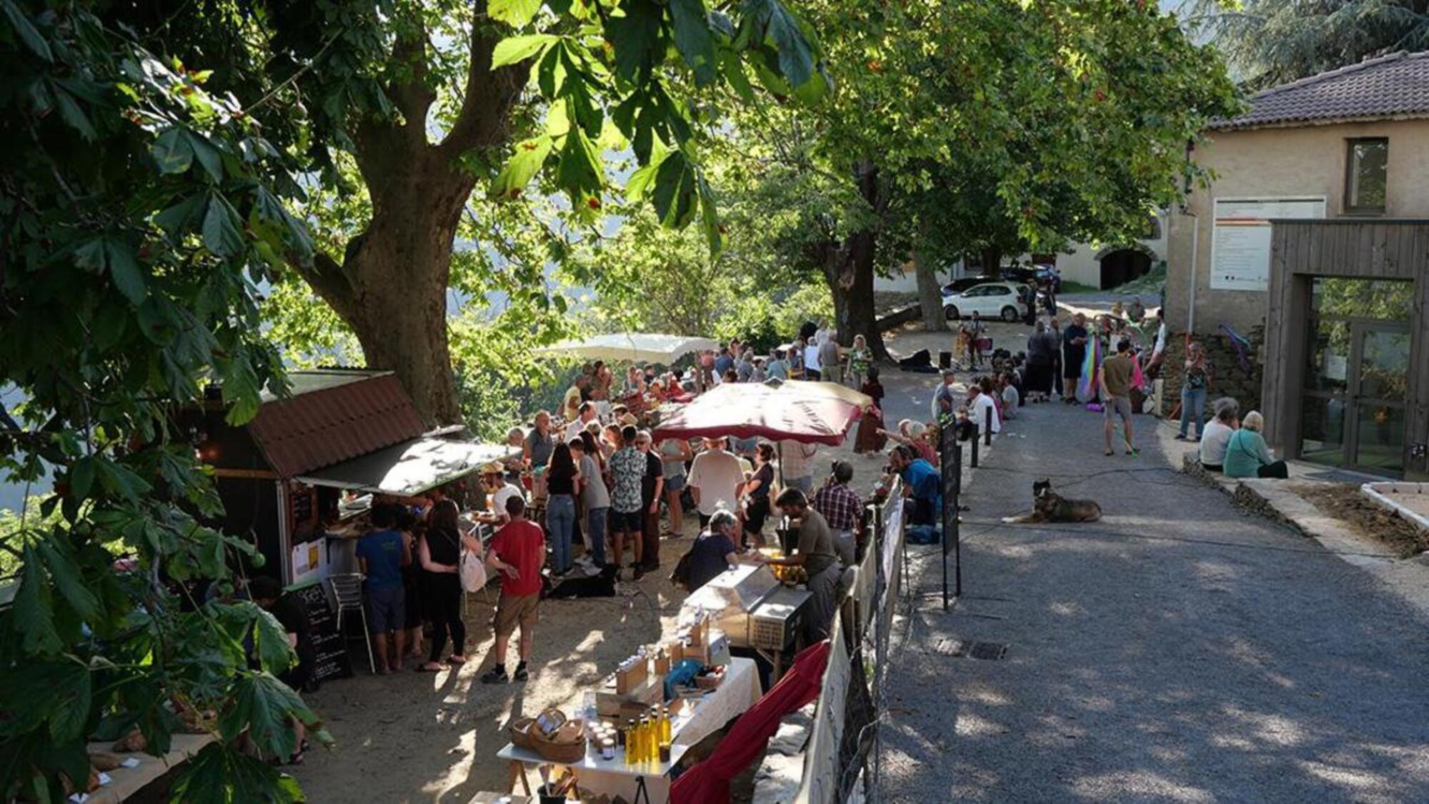 Marché estival de producteurs et artisans de Beaumont