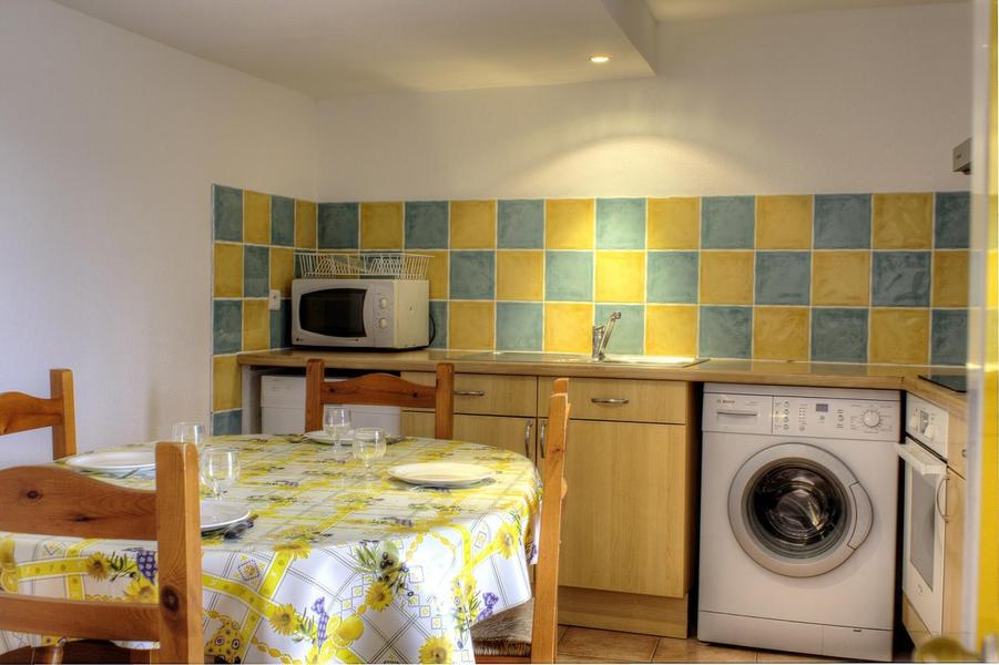 Gîte N°2 Espace des Oliviers-Cuisine/Coin repas-Castagniers-Gîtes de France des Alpes-Maritimes