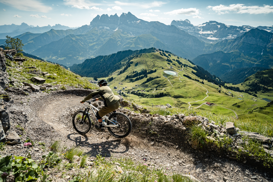 Bike & Sleep_Val-d'Illiez