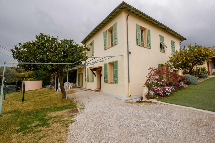 Gîte Chez Tante Jeanne-Entrée du gîte-Nice-Gîtes de France des Alpes-Maritimes