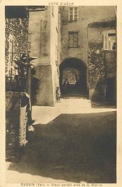 L'arrière de la Mairie