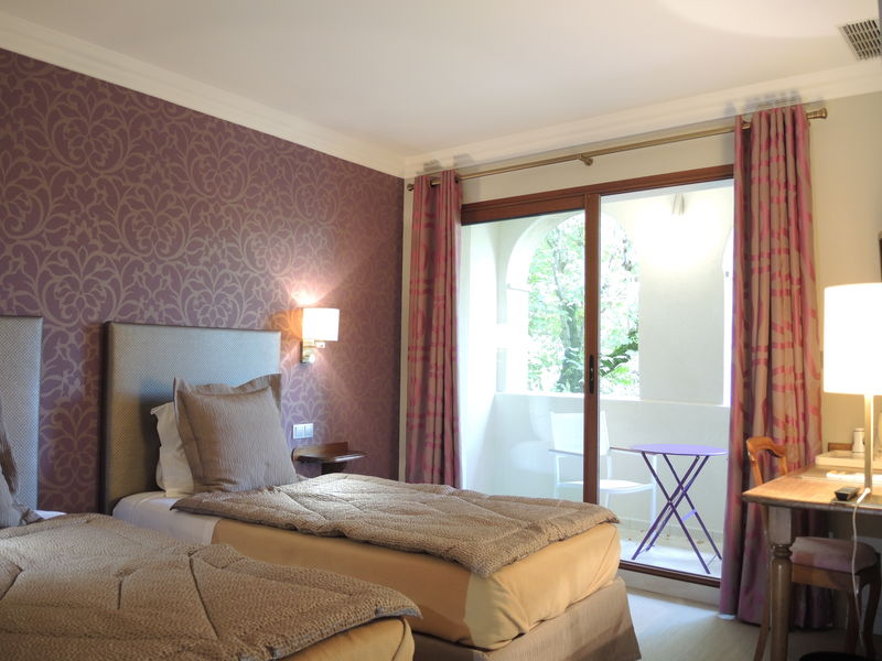 H LE SPHINX - MONTELIMAR - CHAMBRE 2