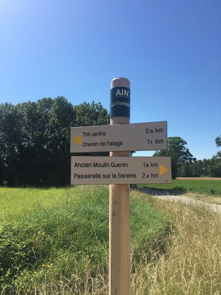 Panneau signalétique