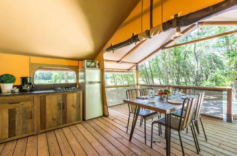Lodge ambiance safari au Camping de l’Étang Philippe