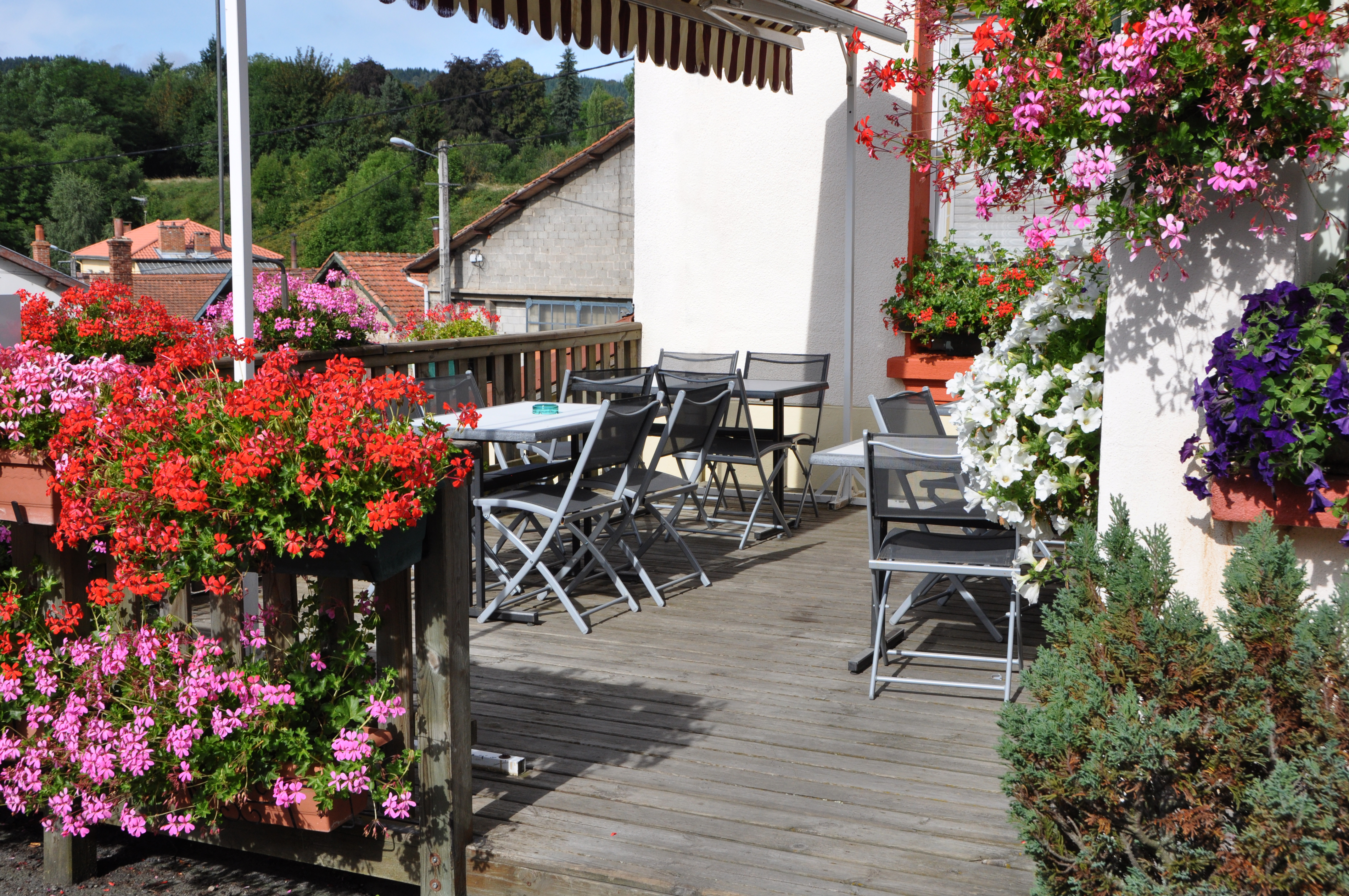 Hôtel Restaurant Le Béfranc - St Bonnet le Château 42380