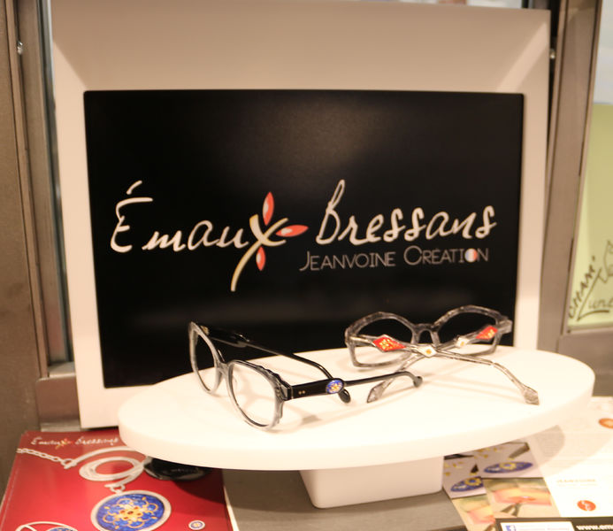 Lunettes émaux - Otca3b - D.R.)