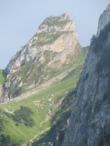 Panorama sur les montagnes depuis Novel