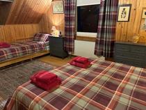 Chambre étage lit 160x200 et 90x200