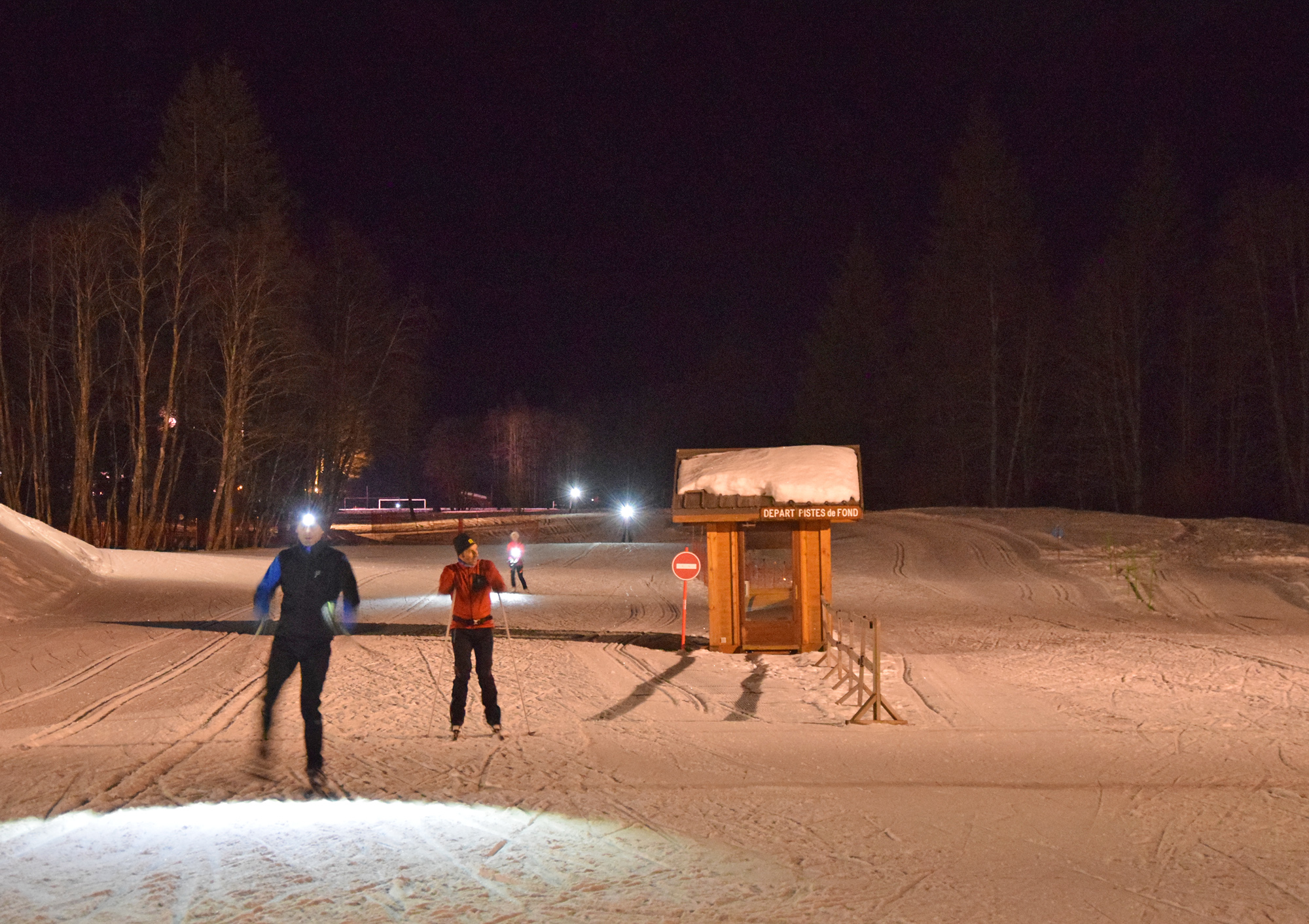 Nocturne de ski de fond sur le domaine nordique 4 saisons des Contamines-Montjoie