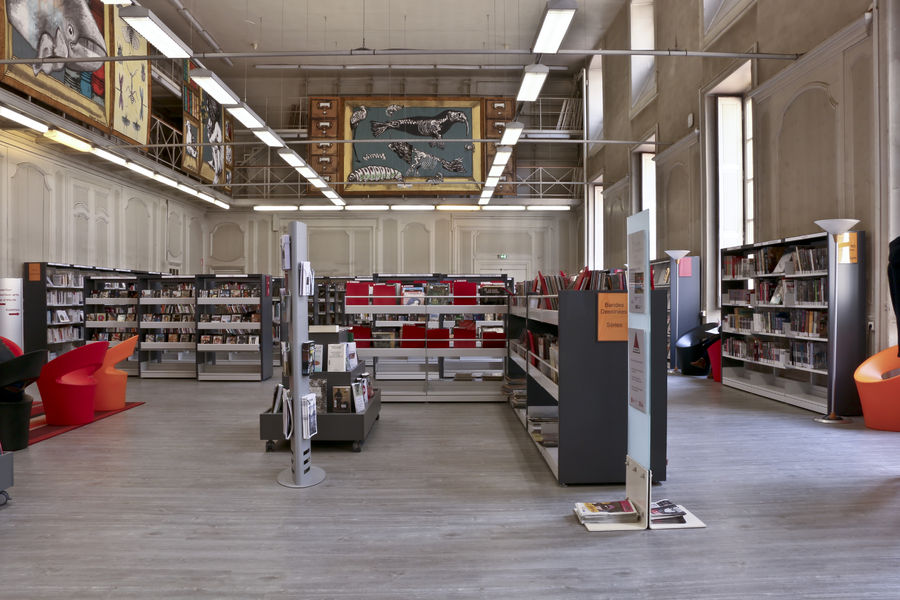 Bibliothèque 5e Saint-Jean