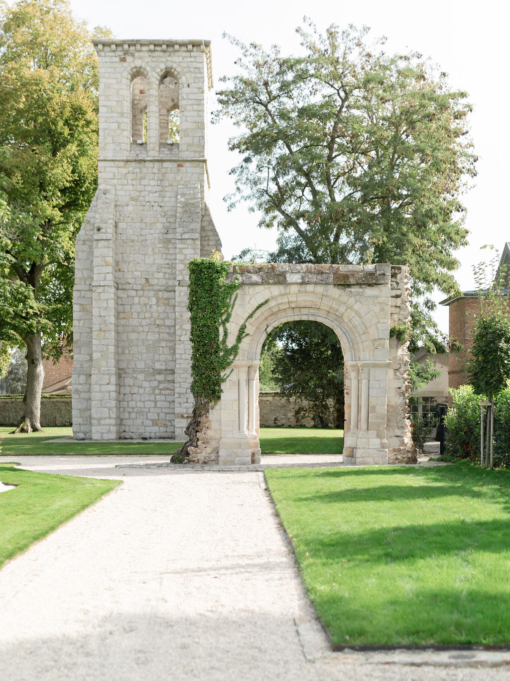 Chu00e2teau de Nainville les Roches