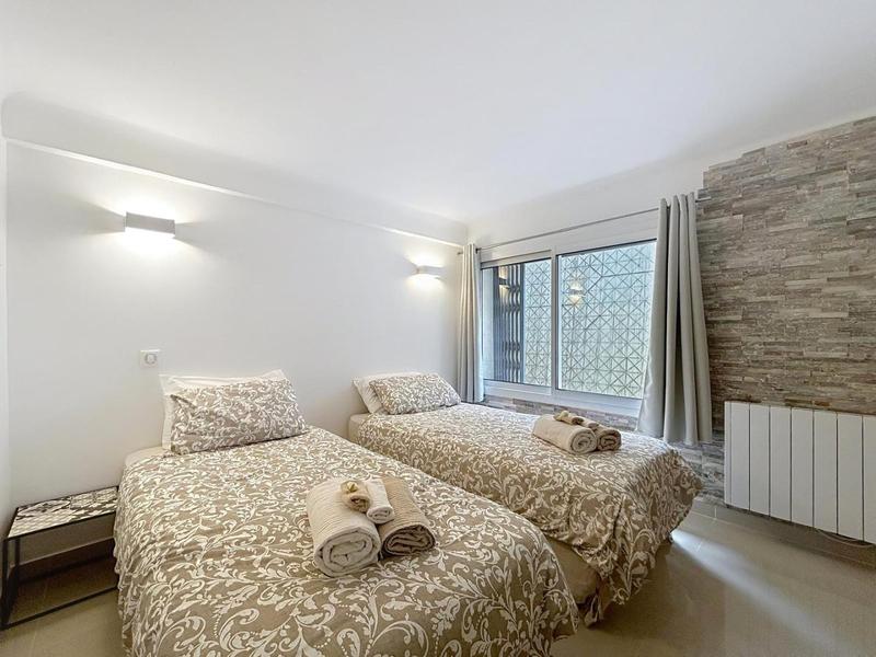 Villa Kriss-Chambre lits simples-Nice-Gîtes de France des Alpes-Maritimes