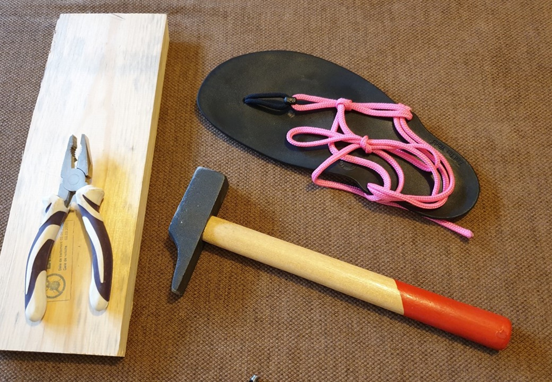 Trail Pieds Legers - Atelier fabrication de sandales Huaraches