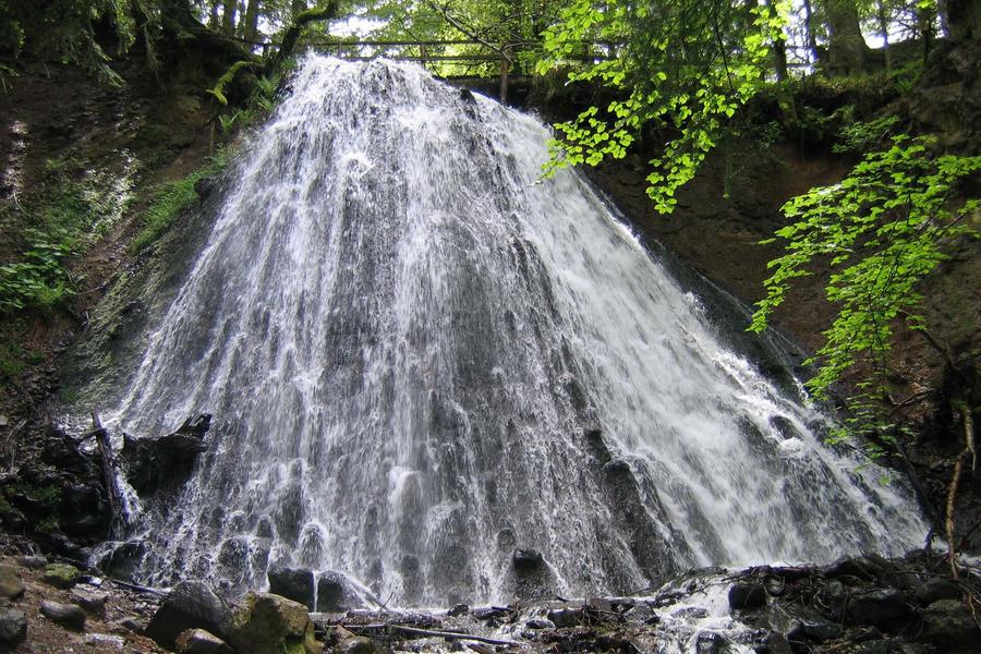 Randonnée à la cascade du Rossignolet au Mont-Dore