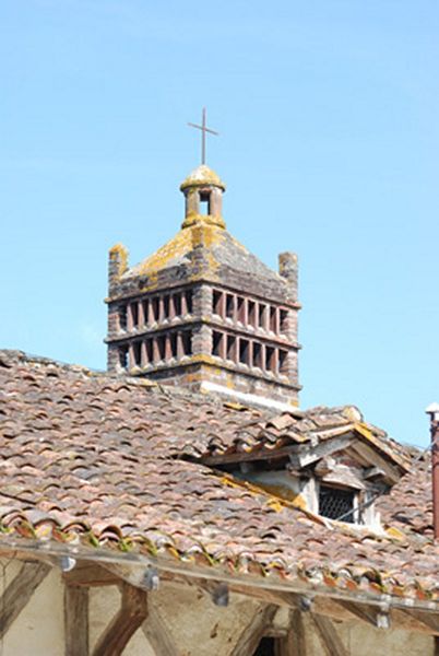 Cheminée sarrasine Ferme du Sougey à Montrevel-en-Bresse
