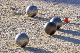 Concours de pétanque