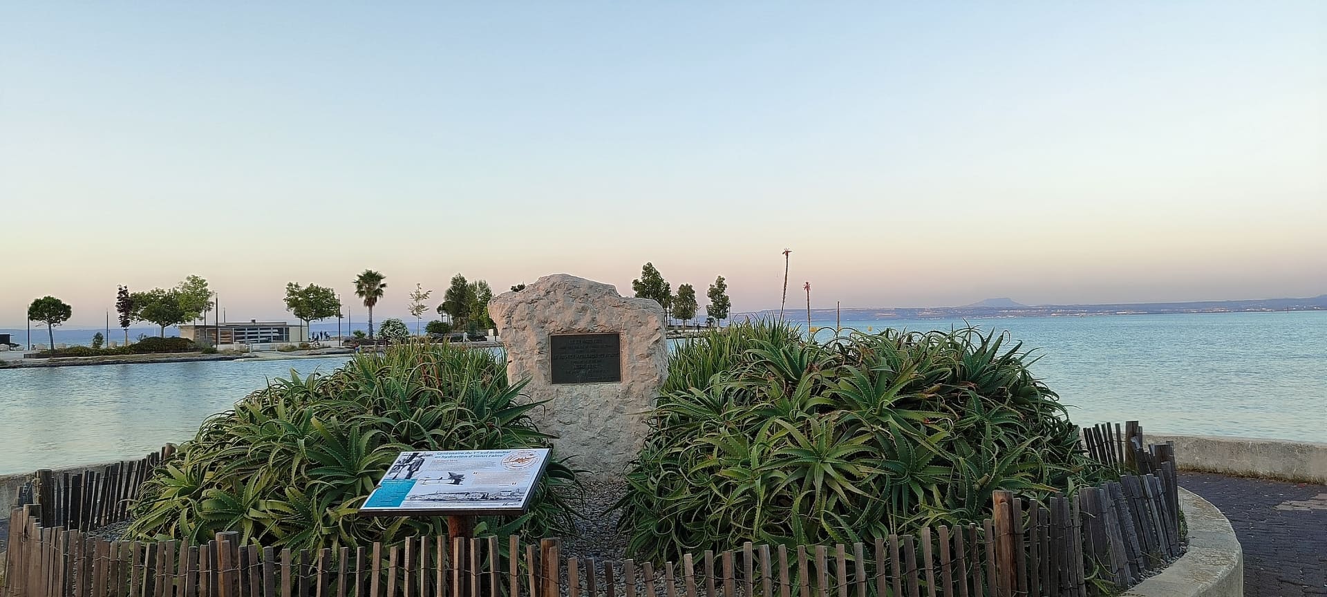 Stèle Henri Fabre - photo 3