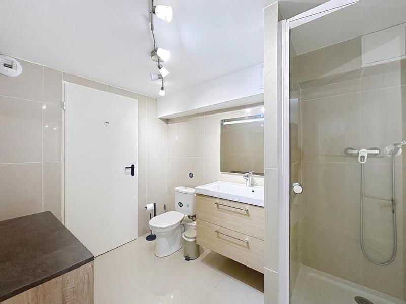 Villa Kriss-Salle d'eau-Nice-Gîtes de France des Alpes-Maritimes