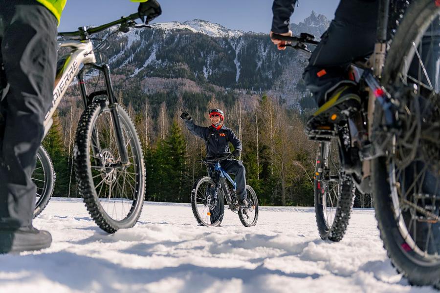 Sortie montagne en VTT à assistance électrique à la journée_Passy