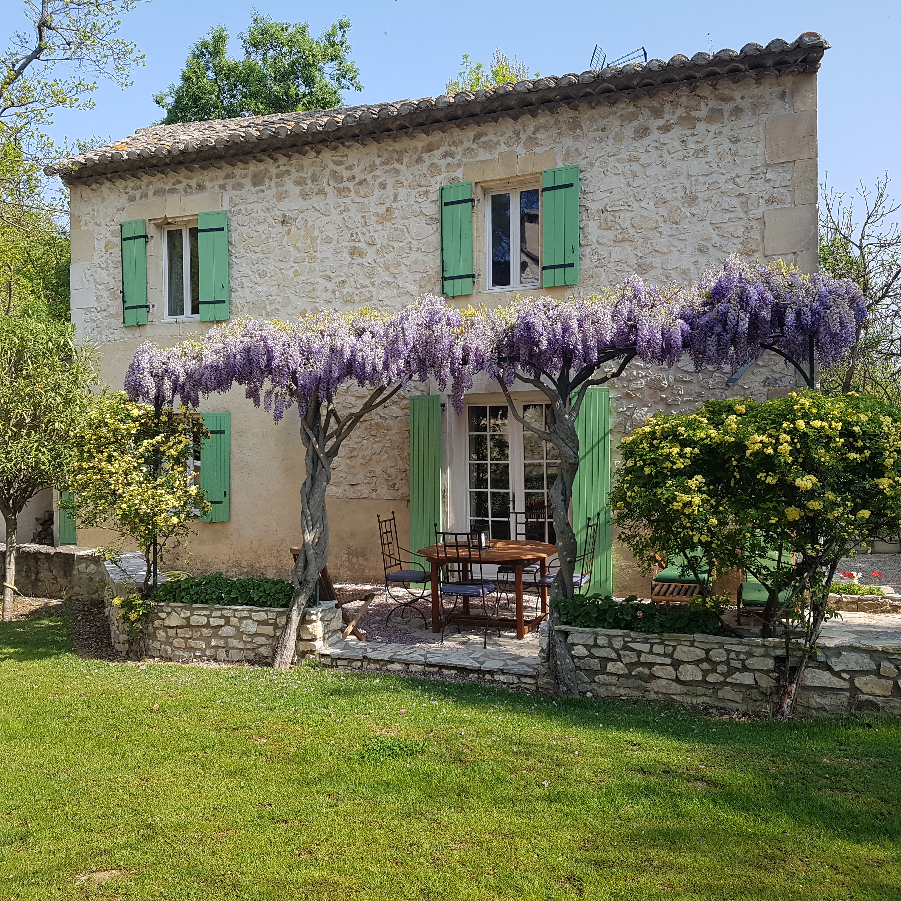 La maison du Meunier  France Provence-Alpes-Côte d'Azur Bouches-du-Rhône Noves 13550