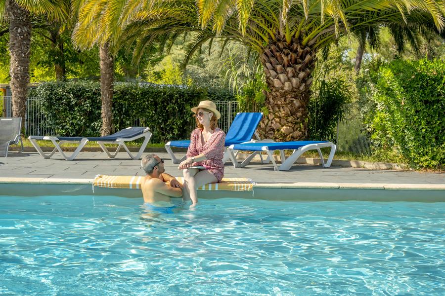 Piscine extérieure chauffée