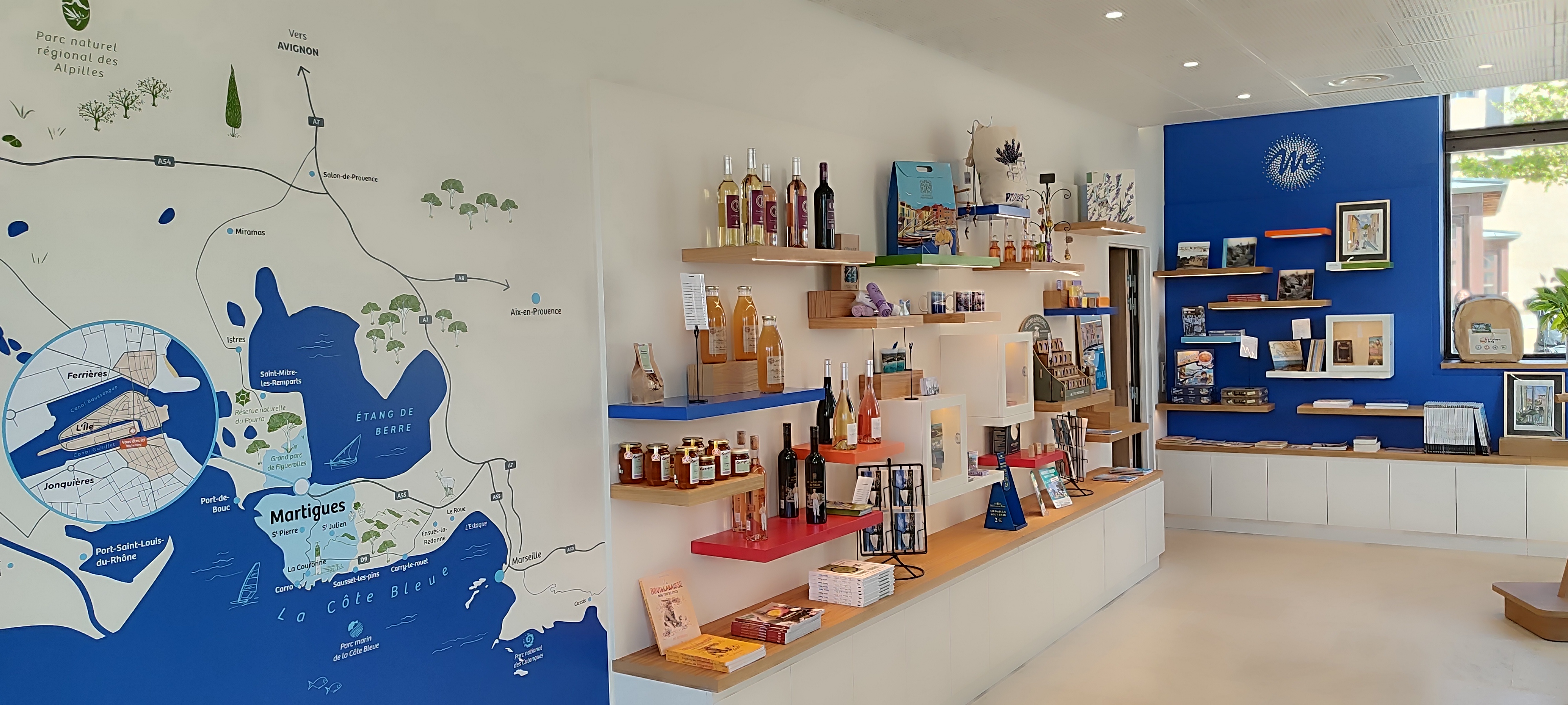 Boutique de l'Office de Tourisme et des Loisirs de Martigues