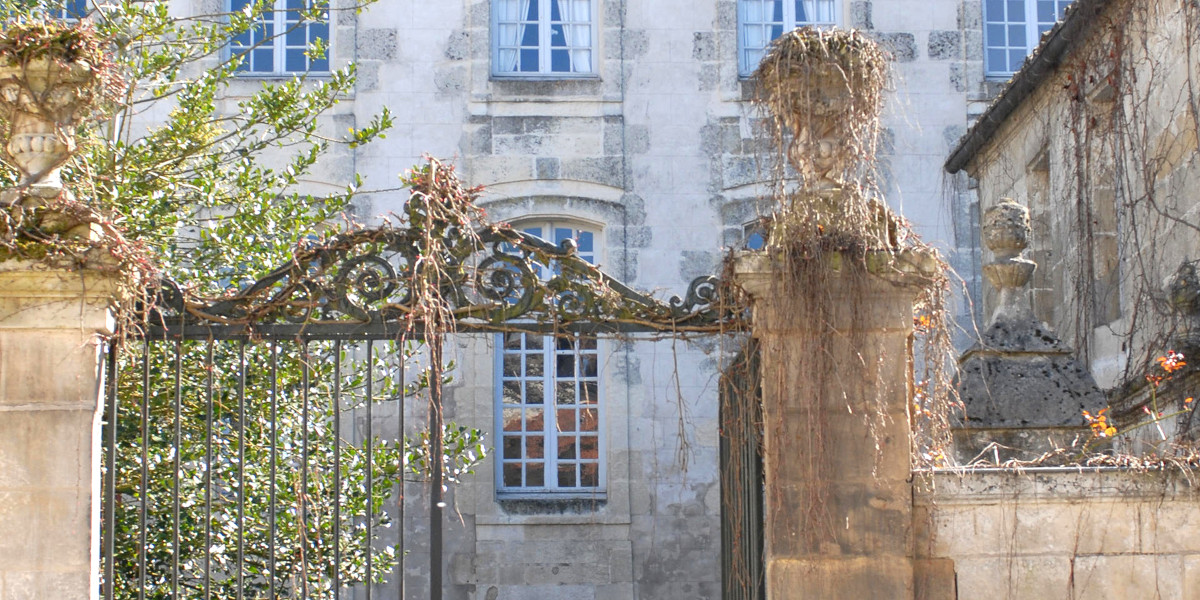 En vacances au musée : Le cadre de Bernard Palissy