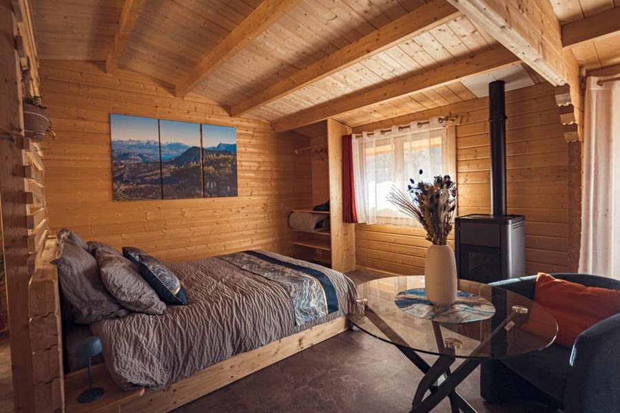 Chambre - Les Lodges de la Valière CHORGES - © Tony Galléano Chambre - Les Lodges de la Valière CHORGES - © Tony Galléano