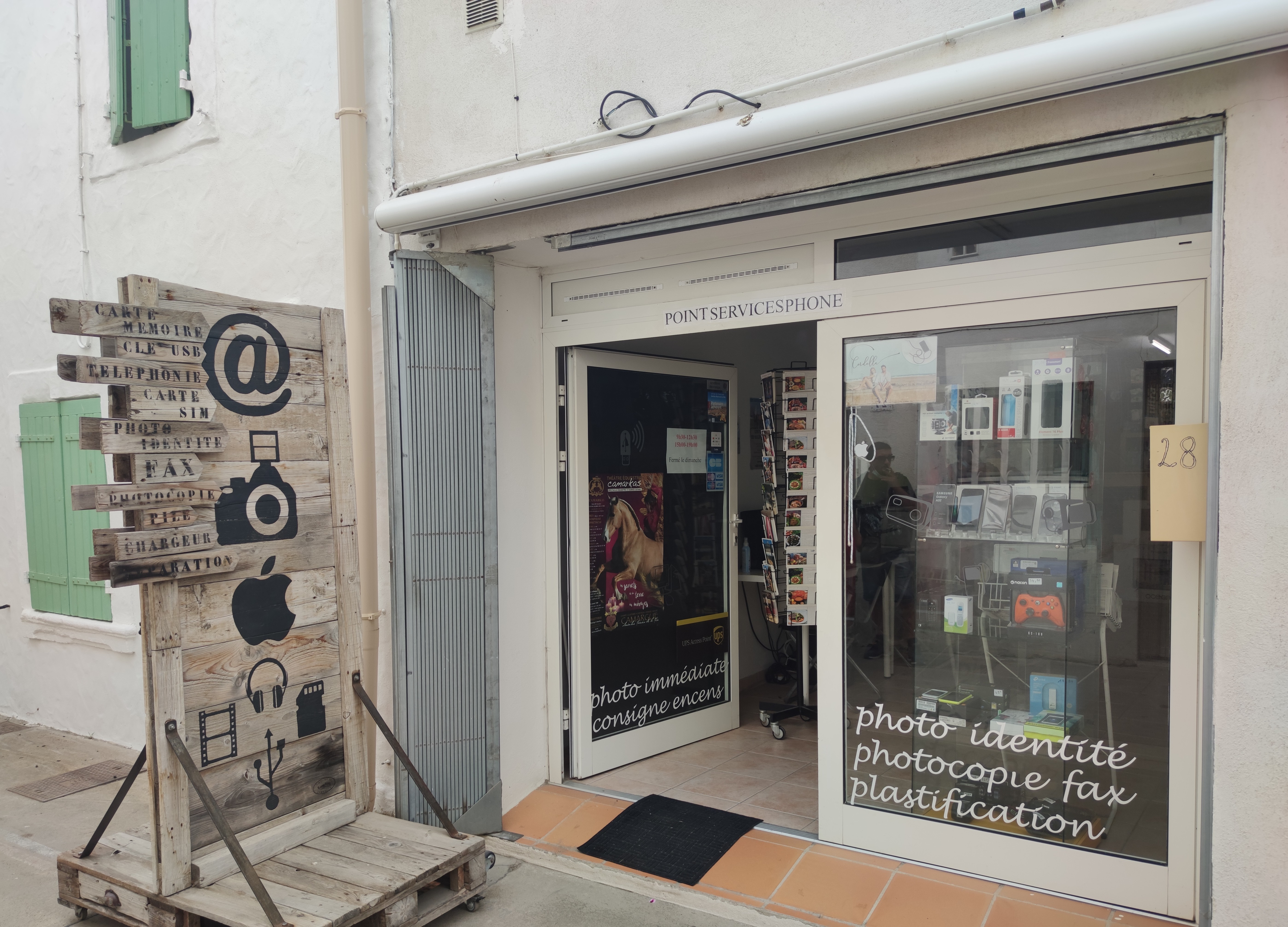 Point Services Photo