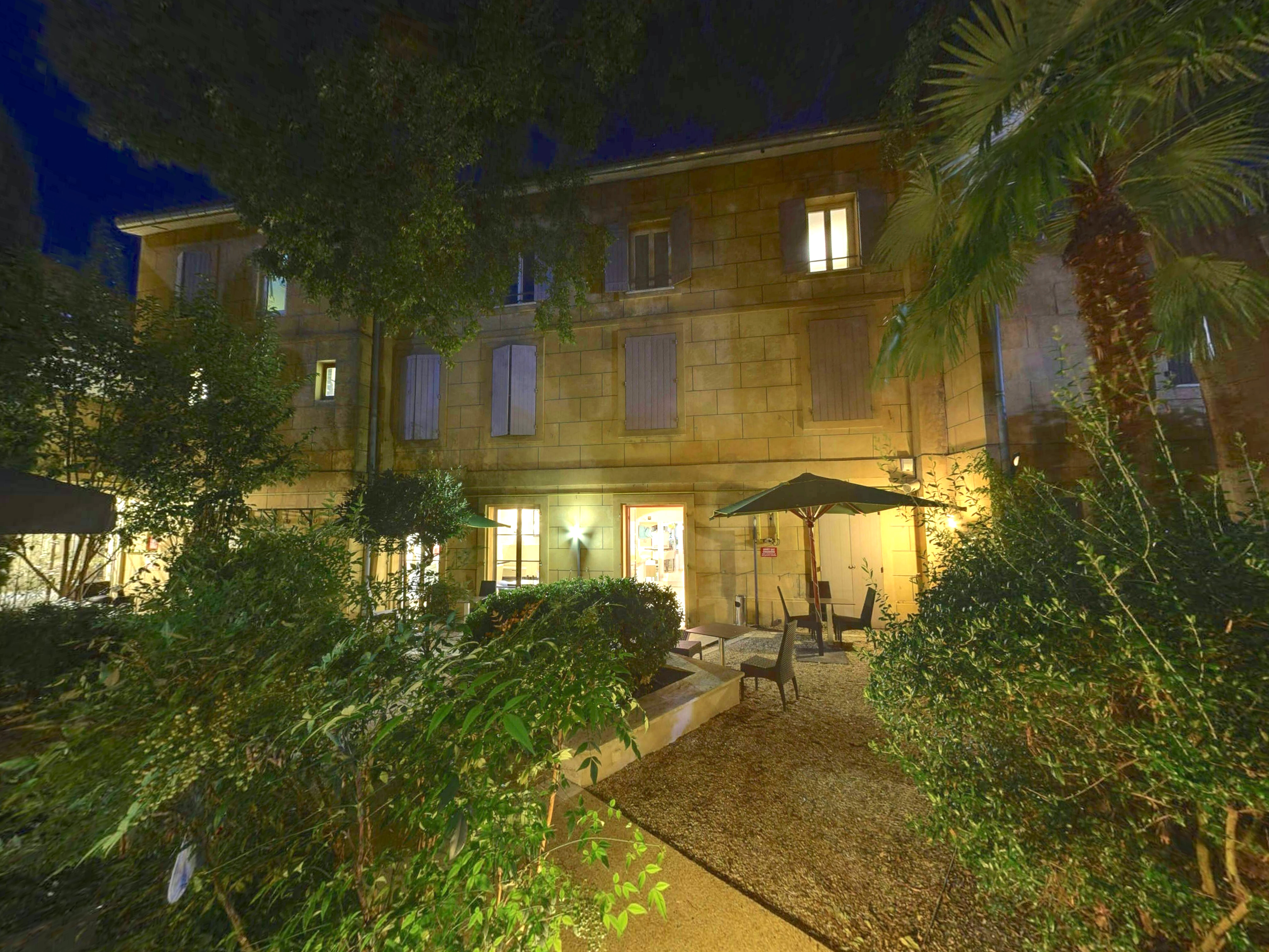 Hotel Spa Le Calendal  France Provence-Alpes-Côte d'Azur Bouches-du-Rhône Arles 13200