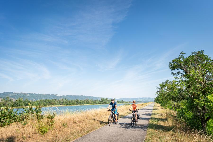Week-end à vélo dans la Drôme entre villes et campagnes_Valence
