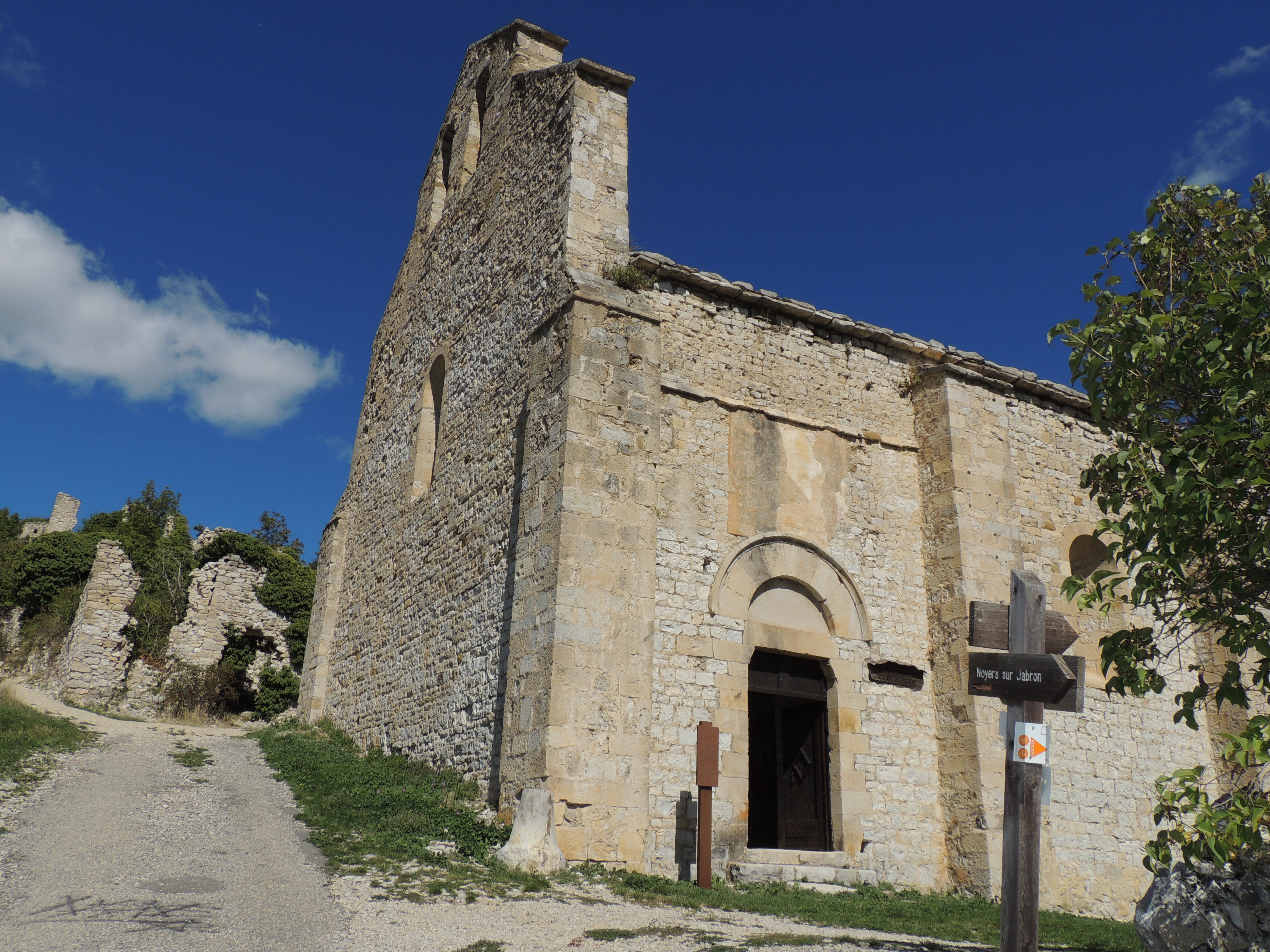 Vieux Noyers à Noyers sur Jabron