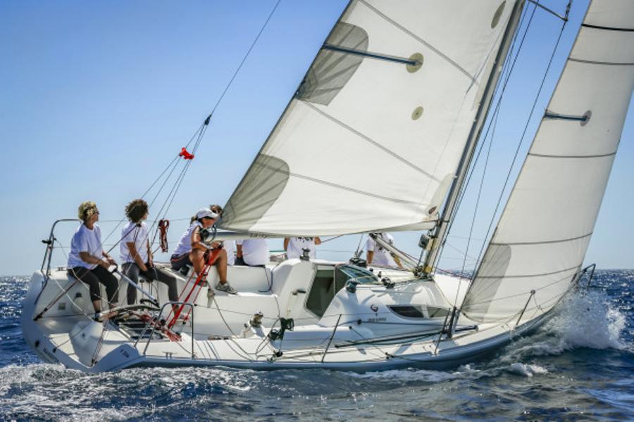 Initiation croisière à la voile dans les calanques du Frioul