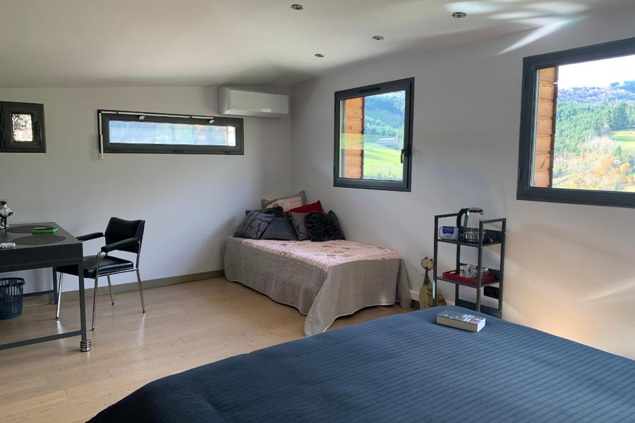 Lit d\'appoint dans la chambre Cloé pour un enfant de plus de 10 ans