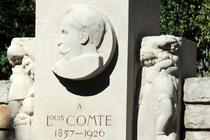 statue louis comte