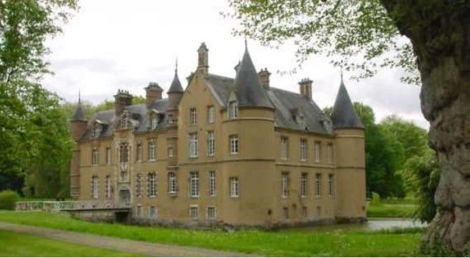 Château de la Motte Lorrez-le-Bocage1