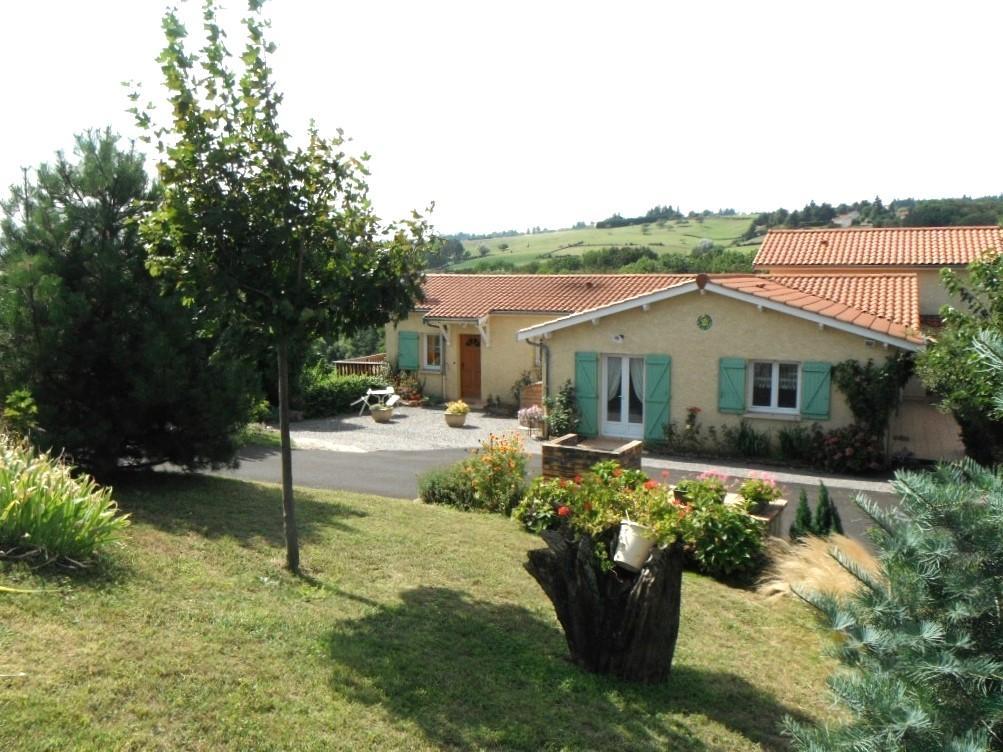 Chambres et Table d'Hôtes La Bergerie à POLLIONNAY dans le Lyonnais - Rhône.