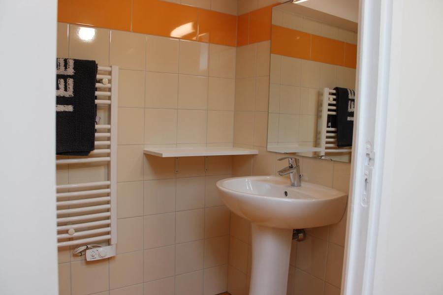 3ème niveau salle d'eau Gîte d'étape à Saint-Sauveur-sur-Tinée Gîtes de France Alpes-Maritimes