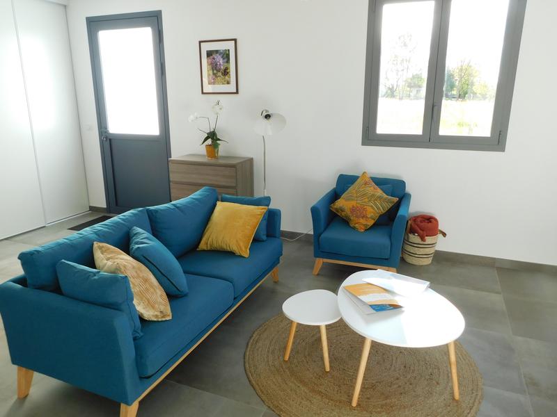 Le salon du gite des abeilles à Corbelin  - Balcons du Dauphiné - Isère