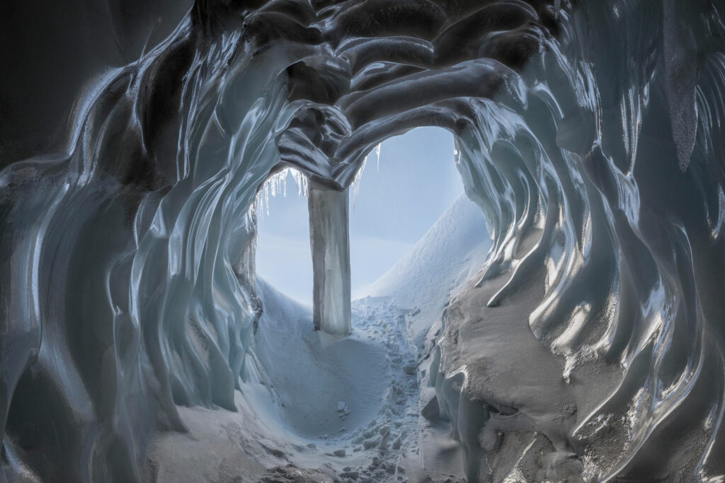 Vue de l'intérieur d'un glacier