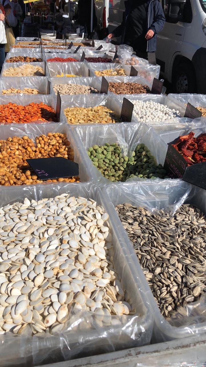 Marché de Sauset les Pins